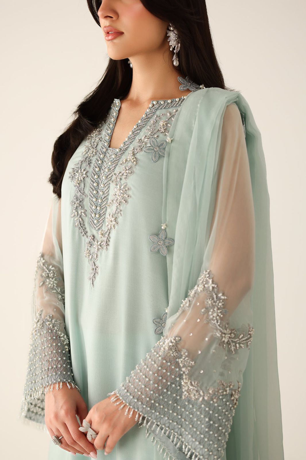 Dhanak embroidered luxury unstitched 3pc suit